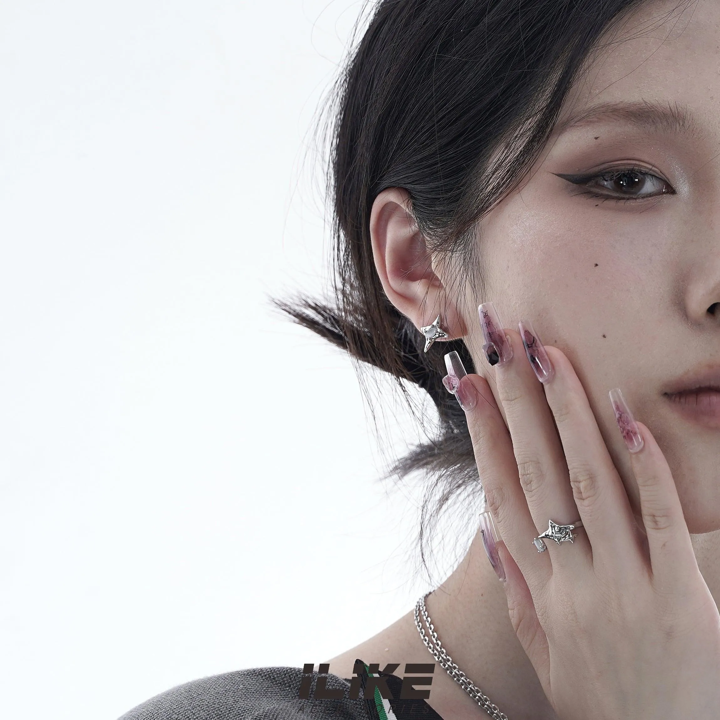 Asymmetrical Niche Design Senior Earring Female