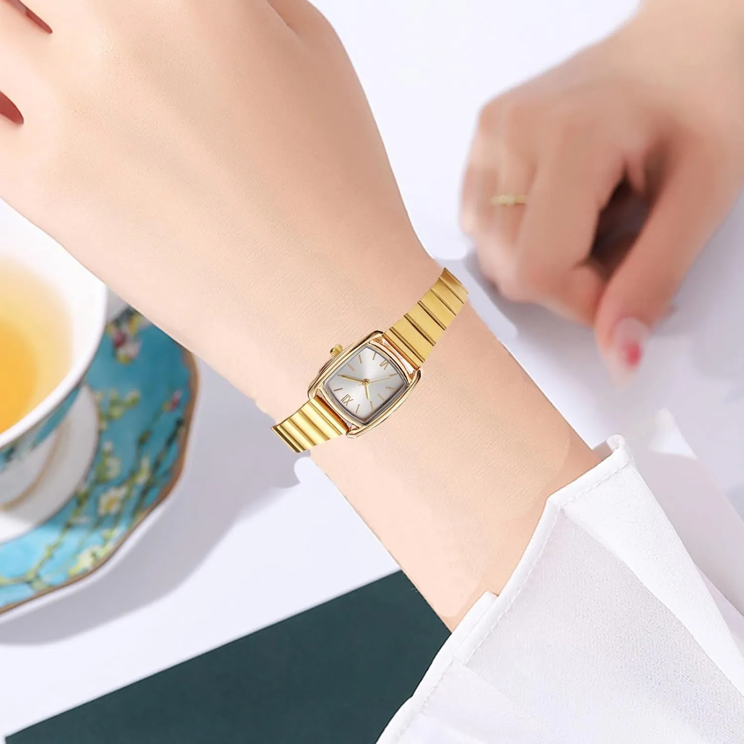 BESTKANG Square Watches for Women with Small Vintage Bracelet,Rectangular Case Roman Dial