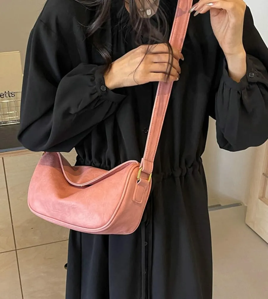 Crescent Crossbody Bag for Women Small Sling Hobos Dumpling Bag with Adjustable Strap