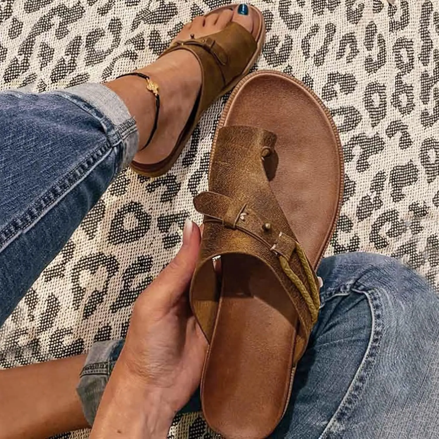 Eduavar Summer Sandals for Women 2023 Retro Thong Sandals Roman Shoes Leopard Sandal Ring Toe Slippers Casual Flat Sandals