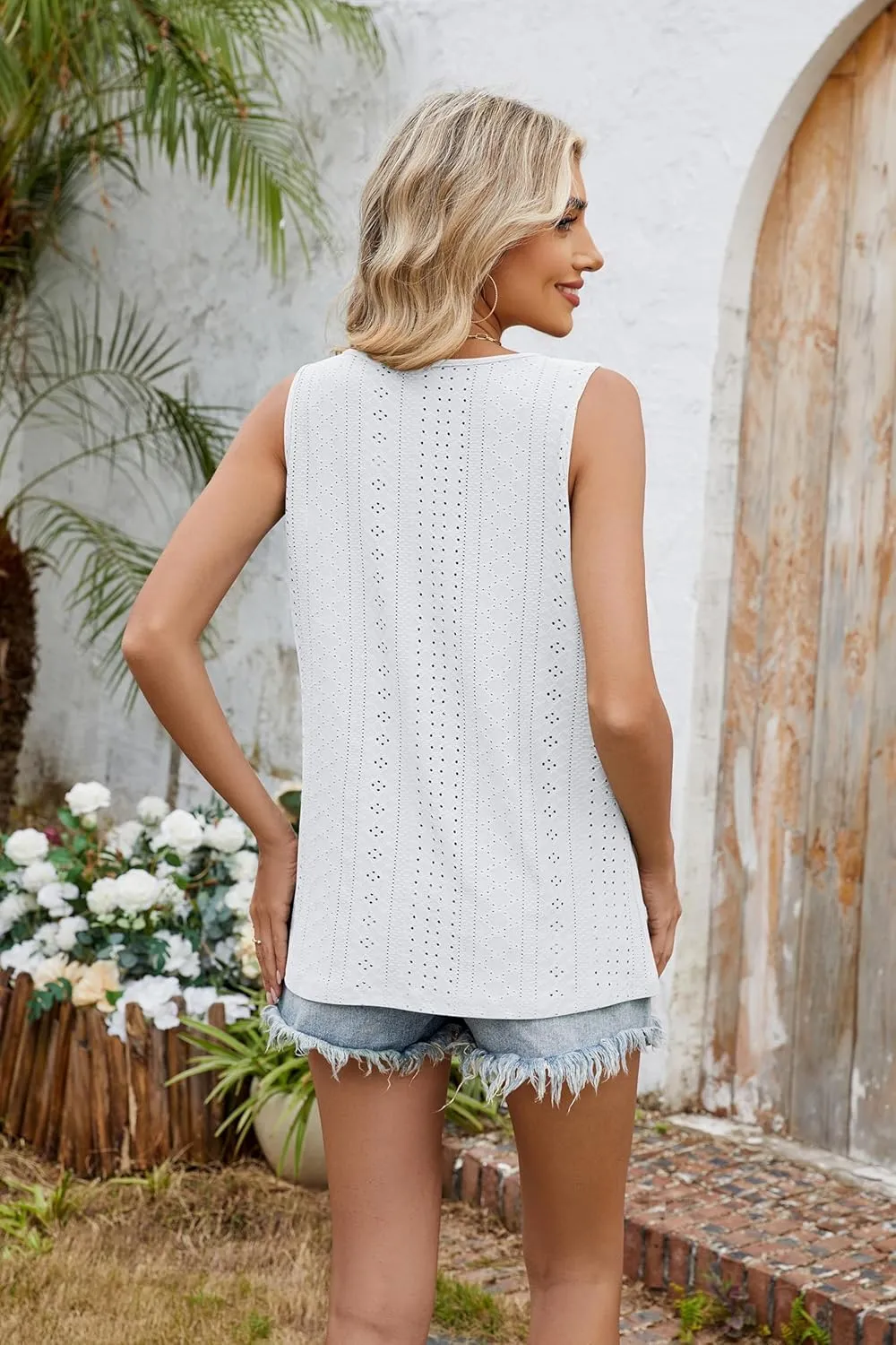 luwita Summer Tank Tops for Women 2025 Loose Fit Casual Sleeveless Keyhole Neck Tanks Trendy Eyelet Flowy Clothes