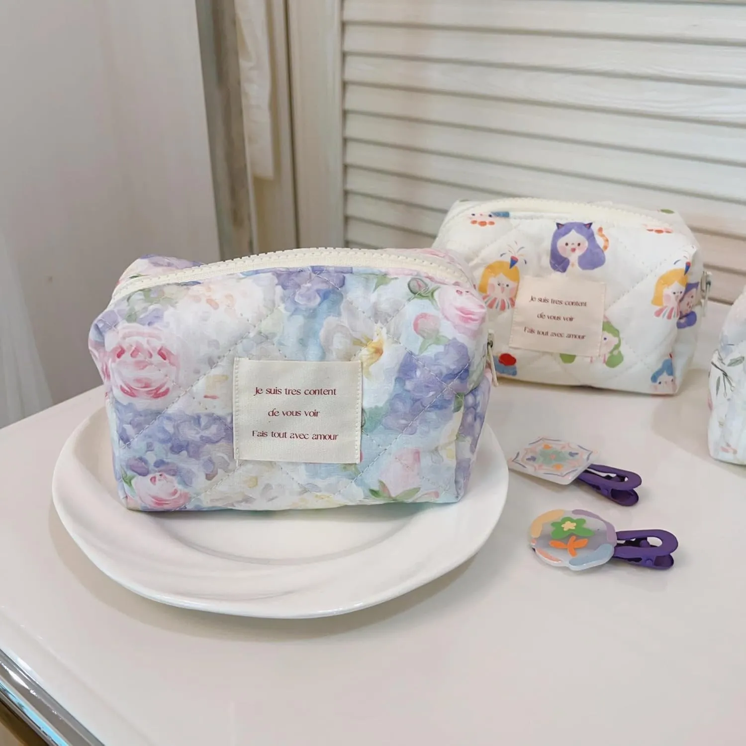 uekeboag Small Cute Floral Quilted Cotton Makeup Bag,Mini Coquette Quilted Cosmetic Pouch with Zipper,Kawaii Travel Toiletry Bags for Purse(06 Purple Flower)